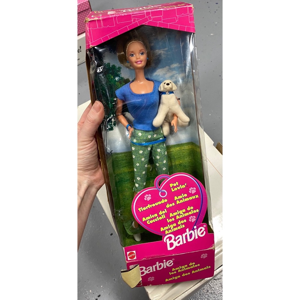 Vintage 1998 Pet Lovin Barbie from France